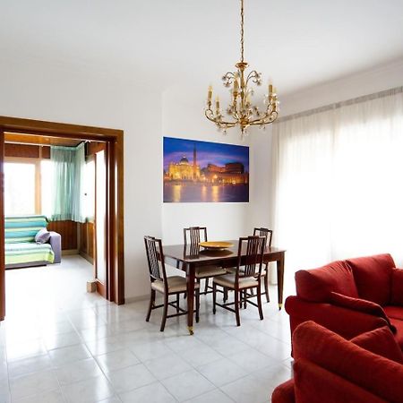Happio Apartment Rome Bagian luar foto
