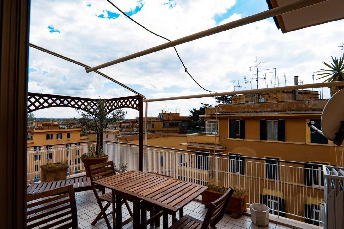 Happio Apartment Rome Bagian luar foto